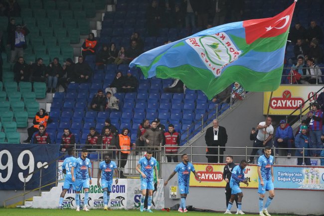 ÇAYKUR RİZESPOR 3 - 1 ALTAY / Üç haftada 9 puan