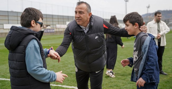 Dünya Otizm Farkındalık Günü