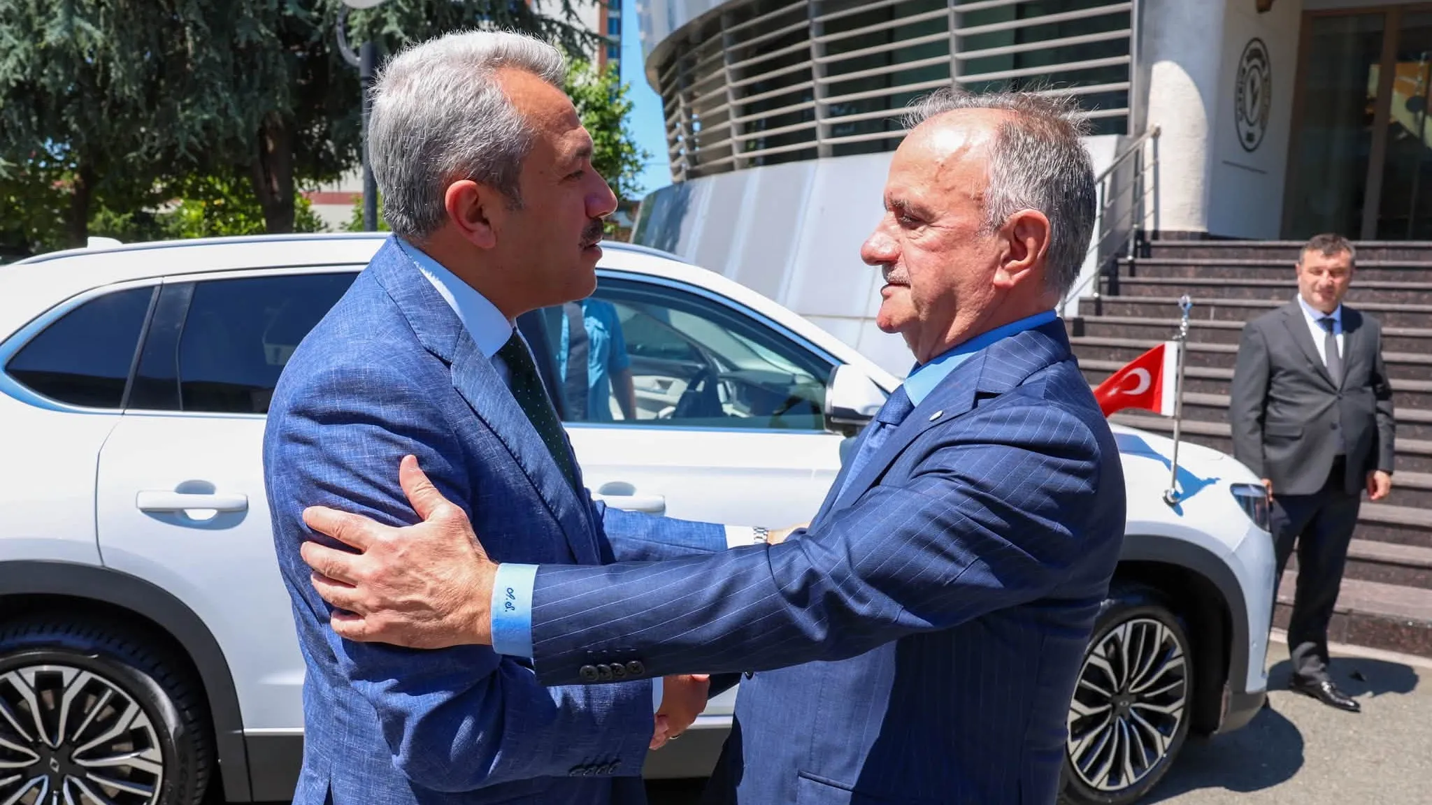 Başkanımız Ali Zeki Saruhan hayırlı olsun için gelen ziyaretçileri ağırladı