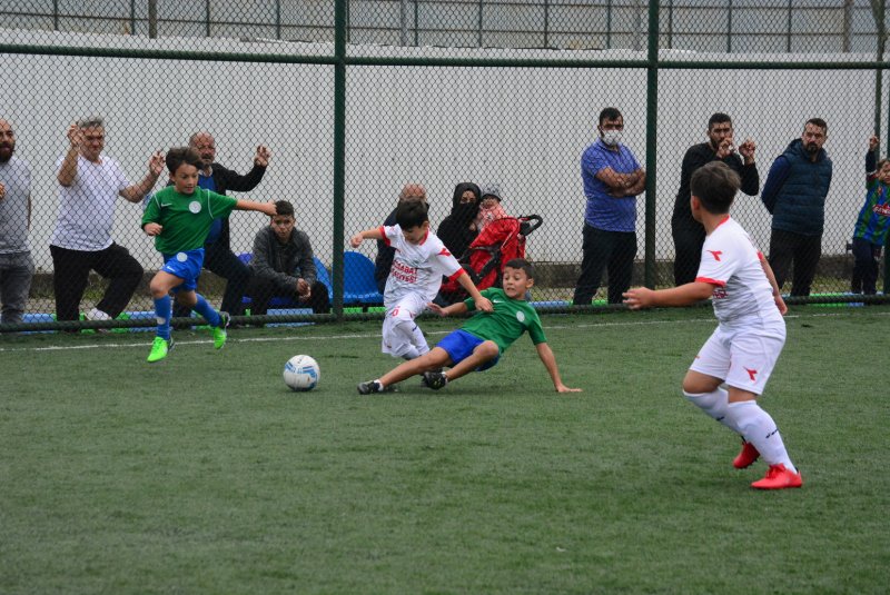 Rizespor Akademi’de Karadeniz Futbol ve Horon Şenliği