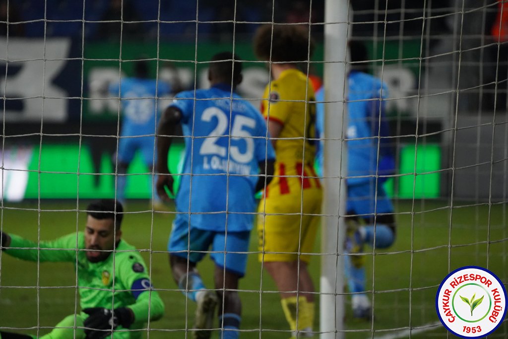ÇAYKUR RİZESPOR 5 - 1 YENİ MALATYASPOR / bu sezonki en gollü maçımızı oynadık