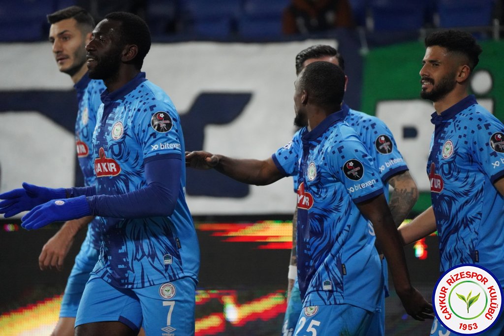 ÇAYKUR RİZESPOR 5 - 1 YENİ MALATYASPOR / bu sezonki en gollü maçımızı oynadık
