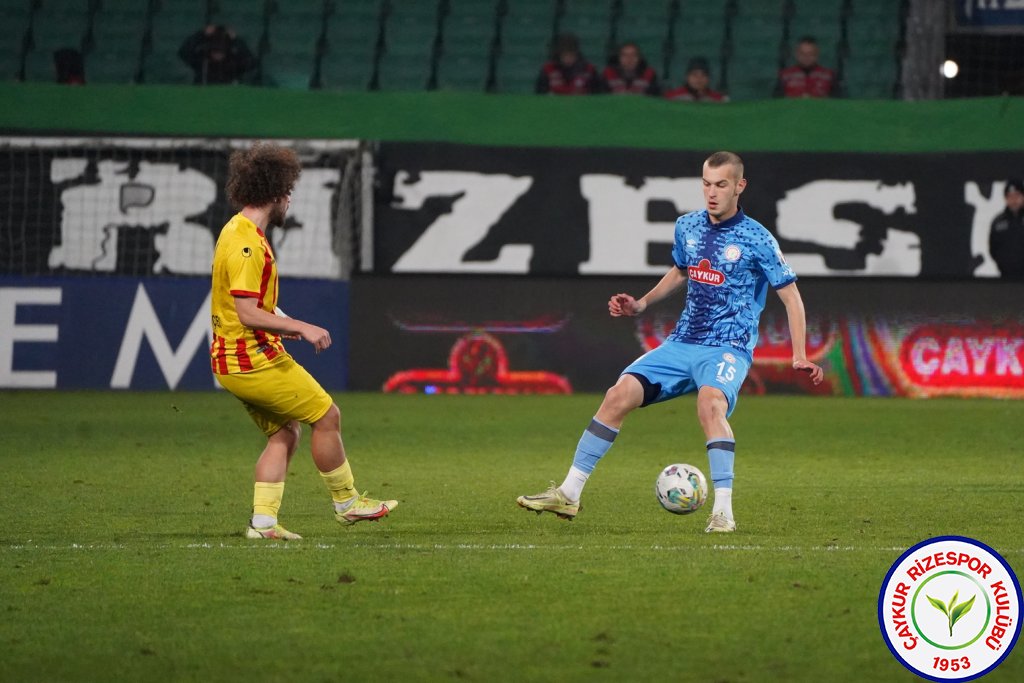 ÇAYKUR RİZESPOR 5 - 1 YENİ MALATYASPOR / bu sezonki en gollü maçımızı oynadık