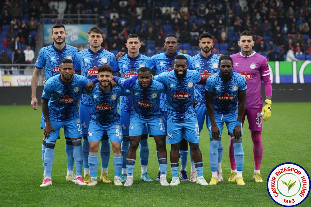 ÇAYKUR RİZESPOR 3 - 1 ALTAY / Üç haftada 9 puan