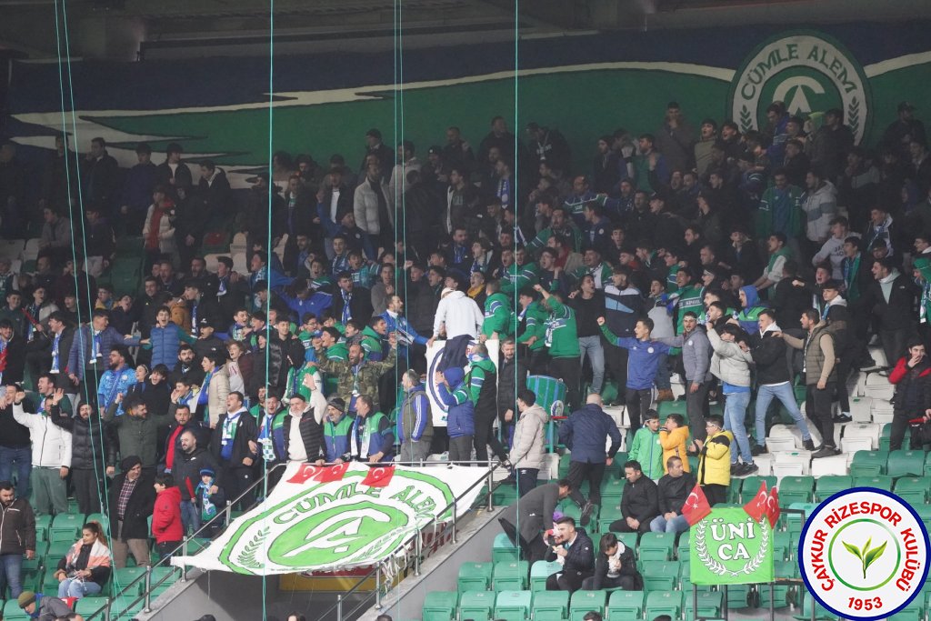 ÇAYKUR RİZESPOR 3 - 1 ALTAY / Üç haftada 9 puan