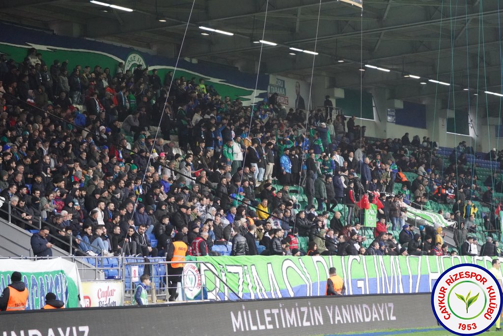 ÇAYKUR RİZESPOR 3 - 1 ALTAY / Üç haftada 9 puan