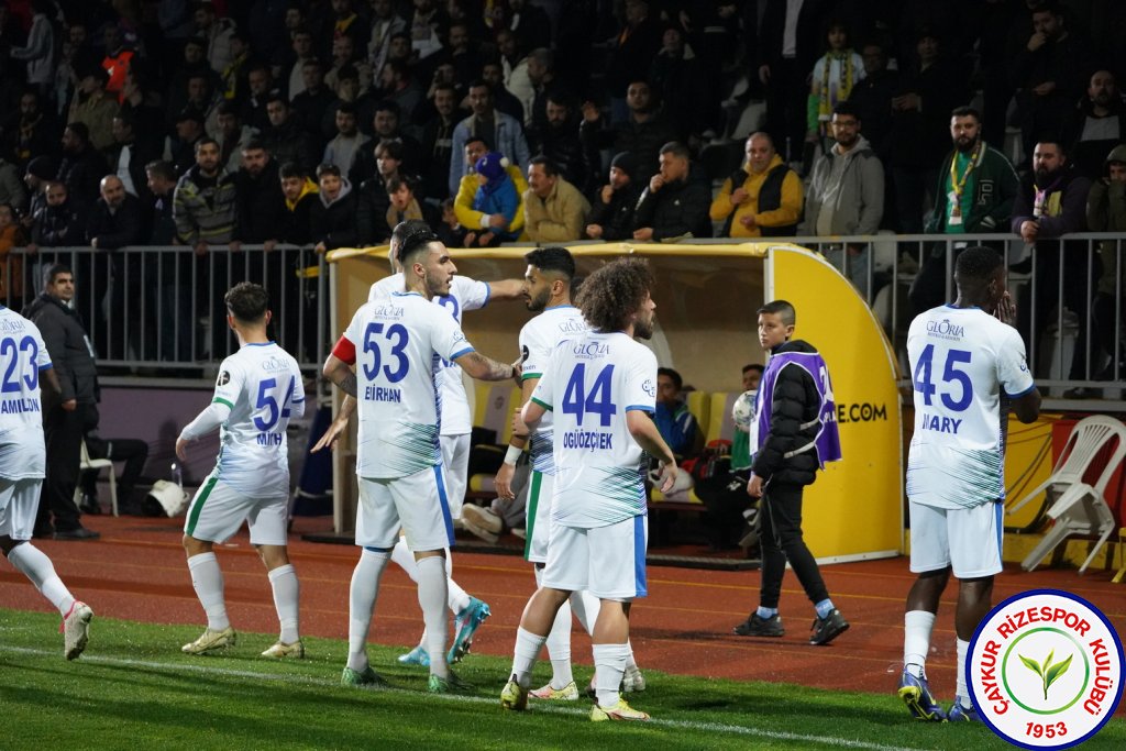 EYÜPSPOR 0 - 1 ÇAYKUR RİZESPOR / 28. Haftayı Muhteşem Deplasman Galibiyetiyle Kapatıyoruz