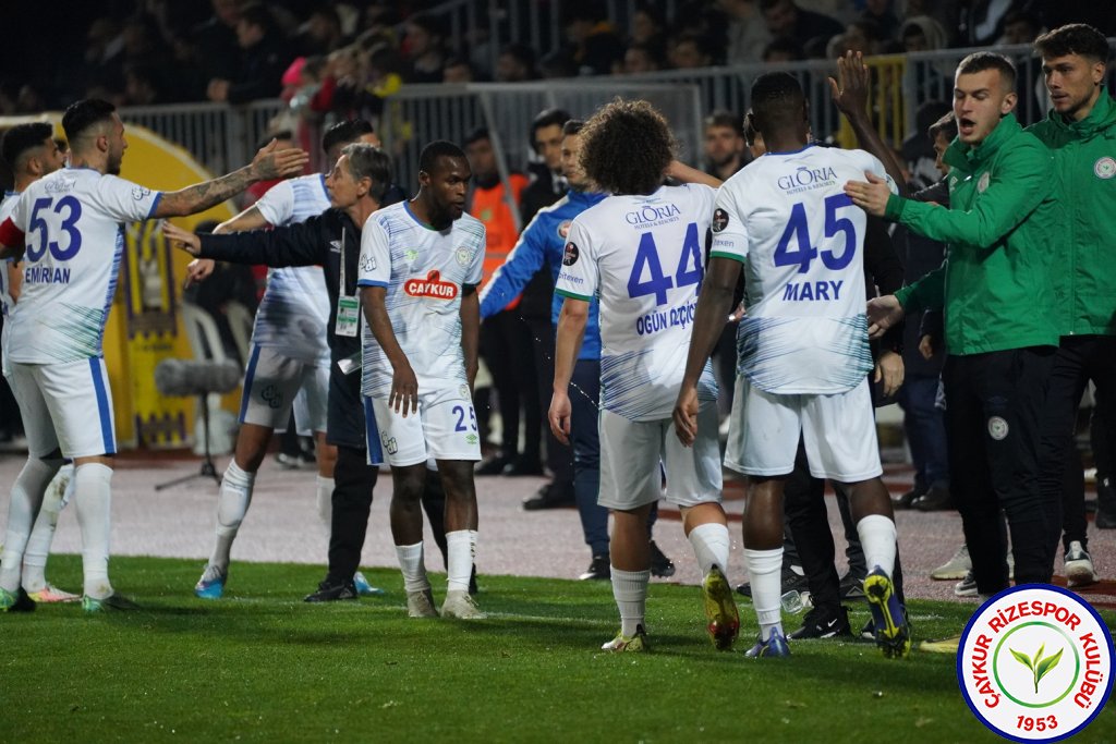 EYÜPSPOR 0 - 1 ÇAYKUR RİZESPOR / 28. Haftayı Muhteşem Deplasman Galibiyetiyle Kapatıyoruz