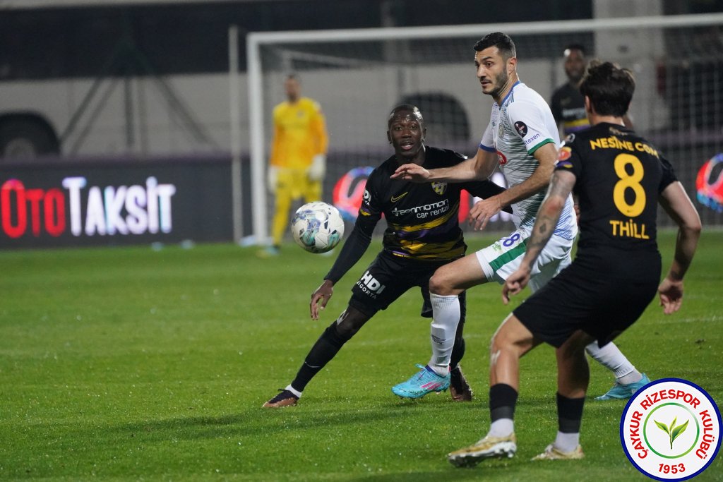 EYÜPSPOR 0 - 1 ÇAYKUR RİZESPOR / 28. Haftayı Muhteşem Deplasman Galibiyetiyle Kapatıyoruz