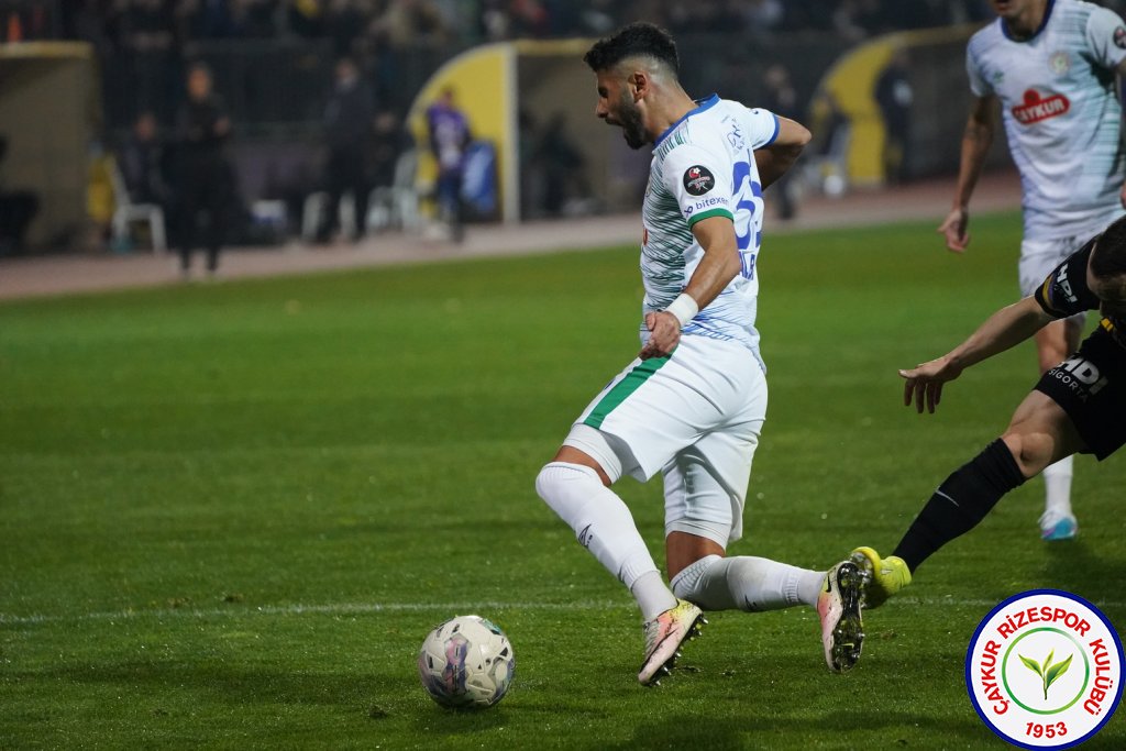 EYÜPSPOR 0 - 1 ÇAYKUR RİZESPOR / 28. Haftayı Muhteşem Deplasman Galibiyetiyle Kapatıyoruz