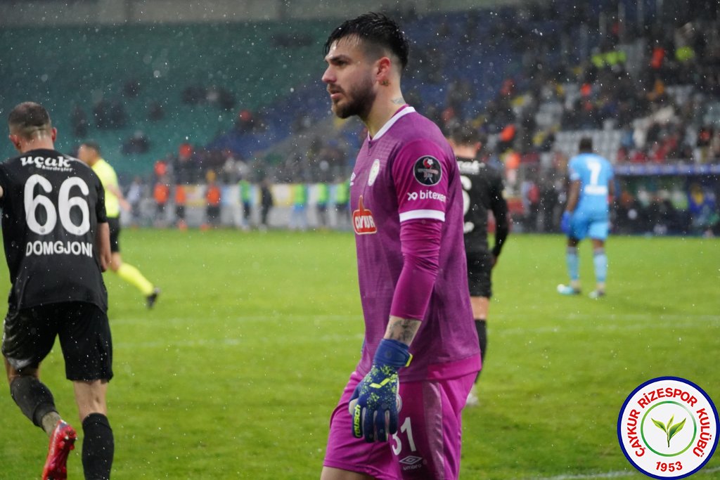 Çaykur Rizespor 4 - 2 Manisa FK / 5 Haftadır Kayıpsız
