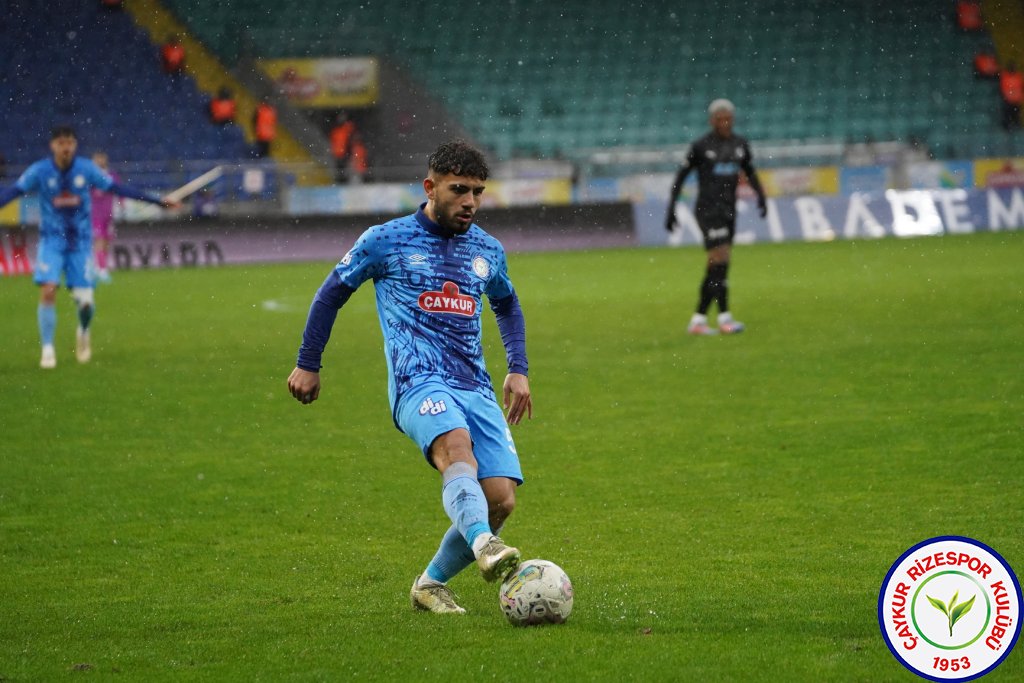 Çaykur Rizespor 4 - 2 Manisa FK / 5 Haftadır Kayıpsız