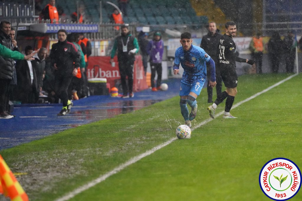Çaykur Rizespor 4 - 2 Manisa FK / 5 Haftadır Kayıpsız