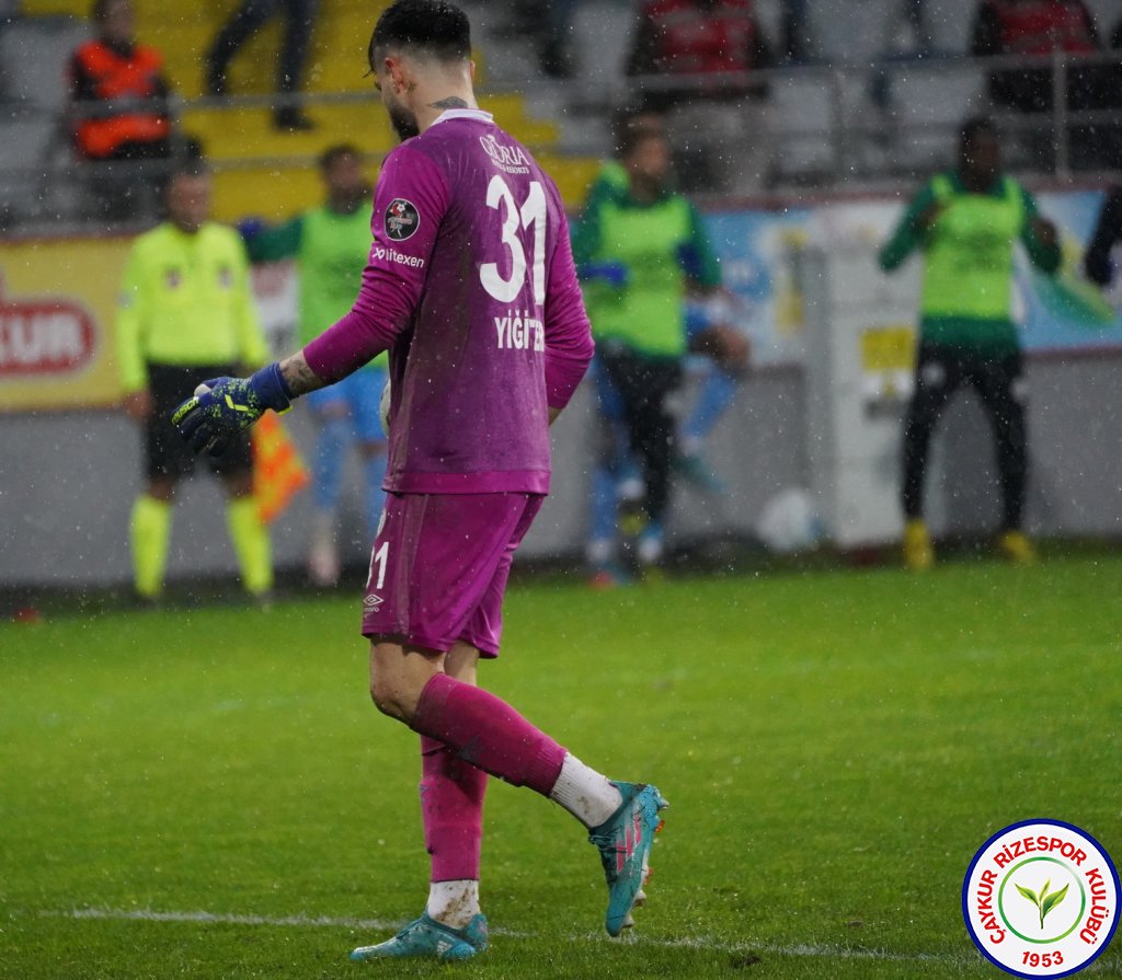 Çaykur Rizespor 4 - 2 Manisa FK / 5 Haftadır Kayıpsız