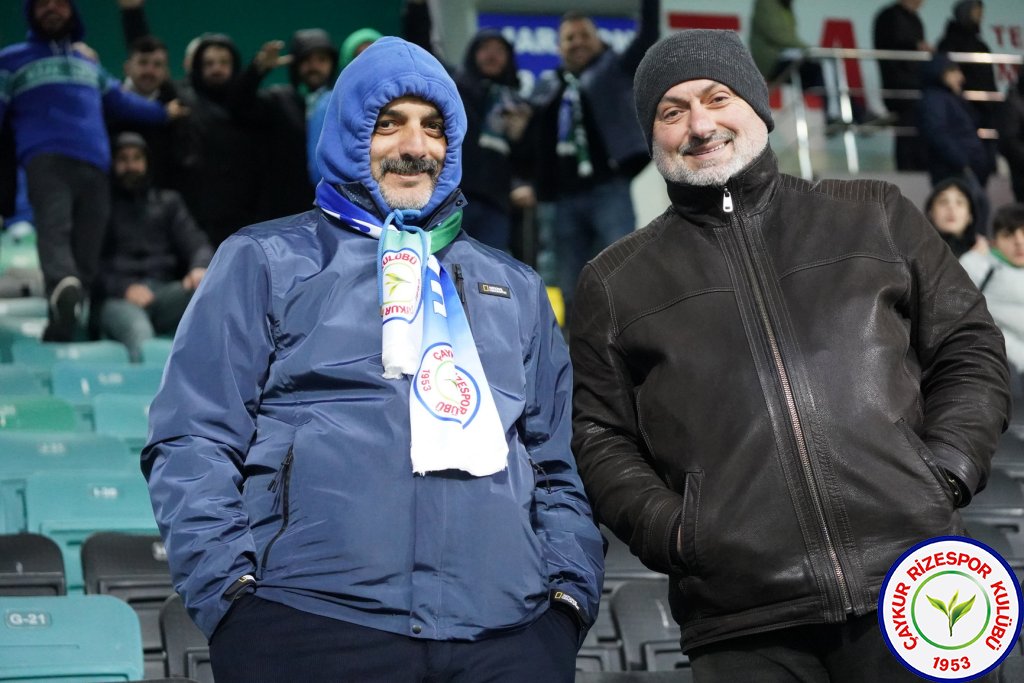 Çaykur Rizespor 4 - 2 Manisa FK / 5 Haftadır Kayıpsız