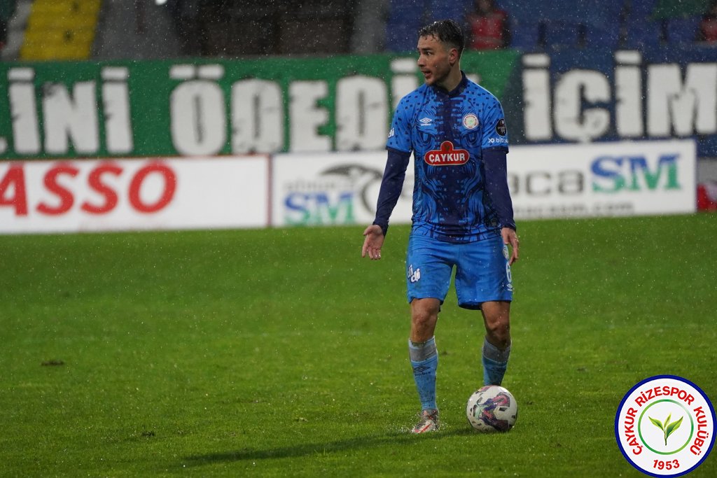 Çaykur Rizespor 4 - 2 Manisa FK / 5 Haftadır Kayıpsız