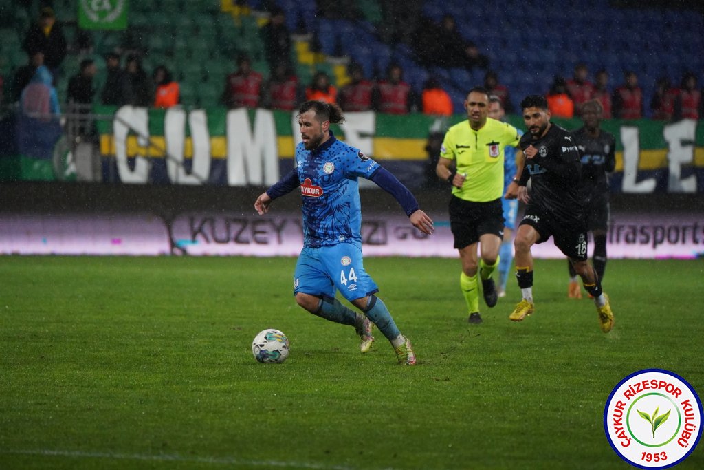 Çaykur Rizespor 4 - 2 Manisa FK / 5 Haftadır Kayıpsız
