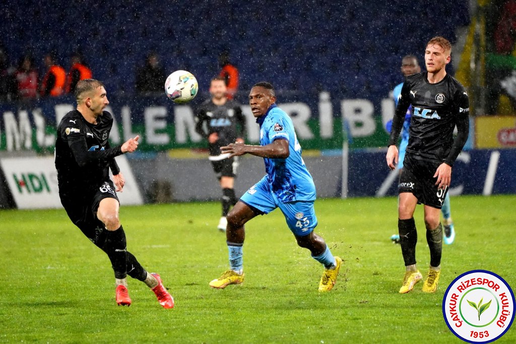 Çaykur Rizespor 4 - 2 Manisa FK / 5 Haftadır Kayıpsız