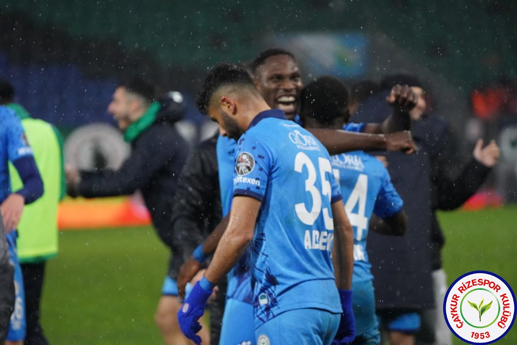 Çaykur Rizespor 4 - 2 Manisa FK / 5 Haftadır Kayıpsız