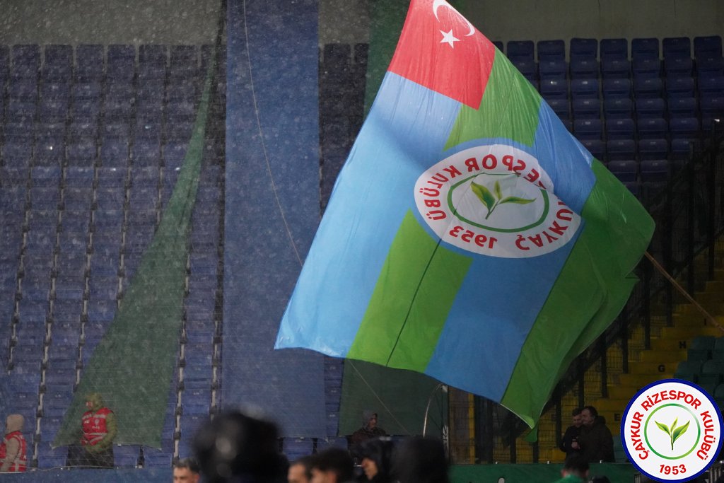 Çaykur Rizespor 4 - 2 Manisa FK / 5 Haftadır Kayıpsız