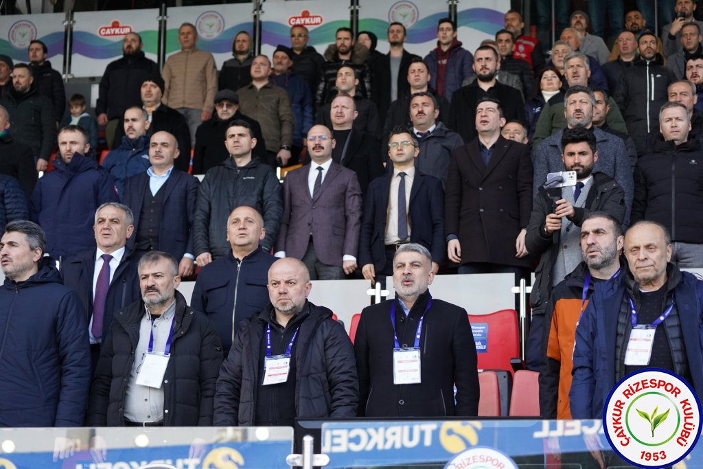 ÇAYKUR RİZESPOR 2 – 1 SAKARYASPOR / MUHTEŞEM GALİBİYET
