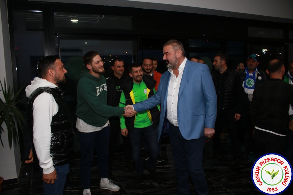 şampiyonluk maçı öncesi taraftar yönetim motivasyon buluşması