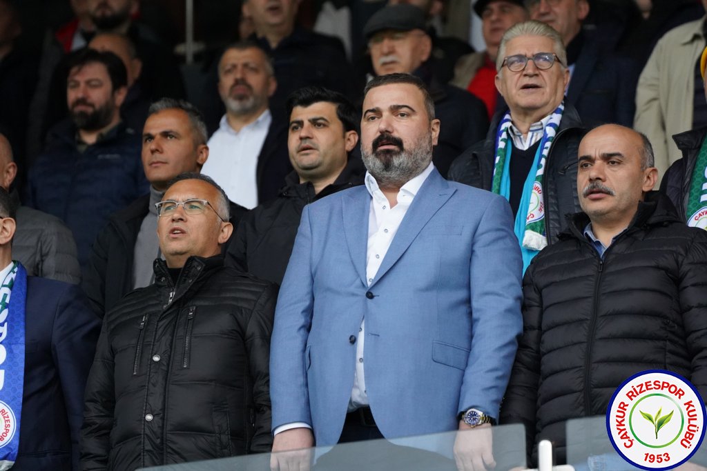 ÇAYKUR RİZESPOR 4-2 TUZLASPOR / Şampiyonluk Yolunda Bir Engel Daha Geçildi