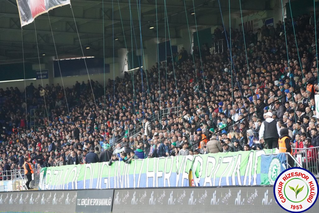 ÇAYKUR RİZESPOR 4-2 TUZLASPOR / Şampiyonluk Yolunda Bir Engel Daha Geçildi