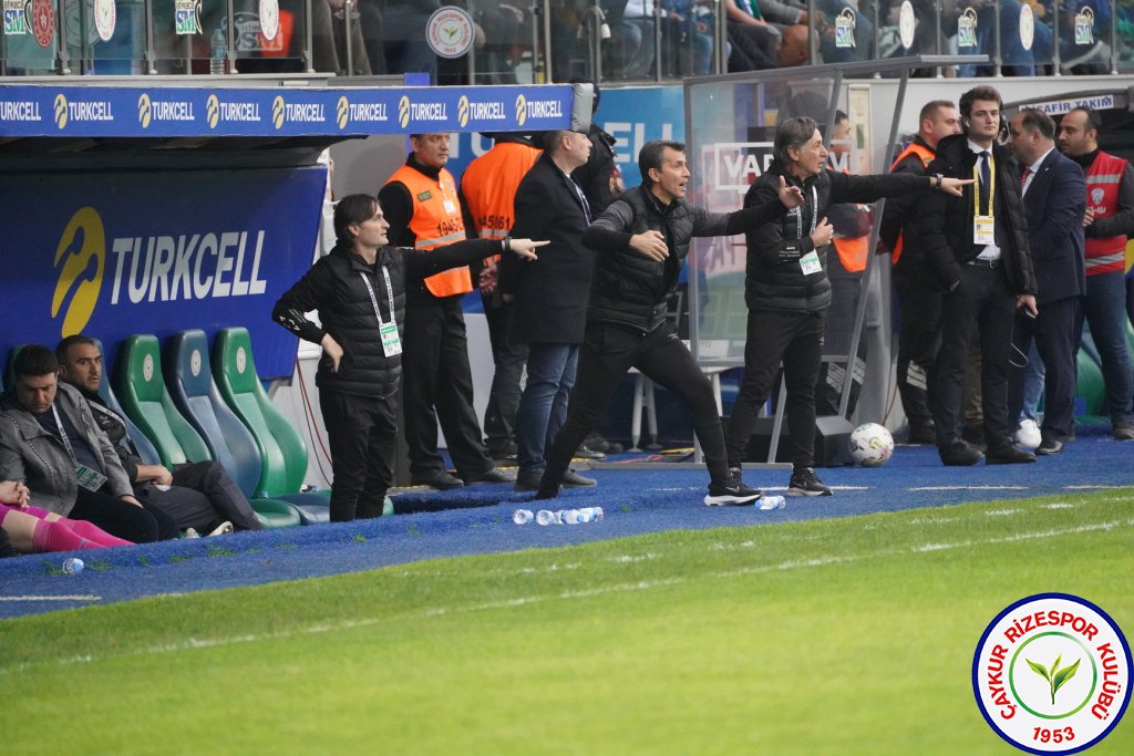 ÇAYKUR RİZESPOR 4-2 TUZLASPOR / Şampiyonluk Yolunda Bir Engel Daha Geçildi
