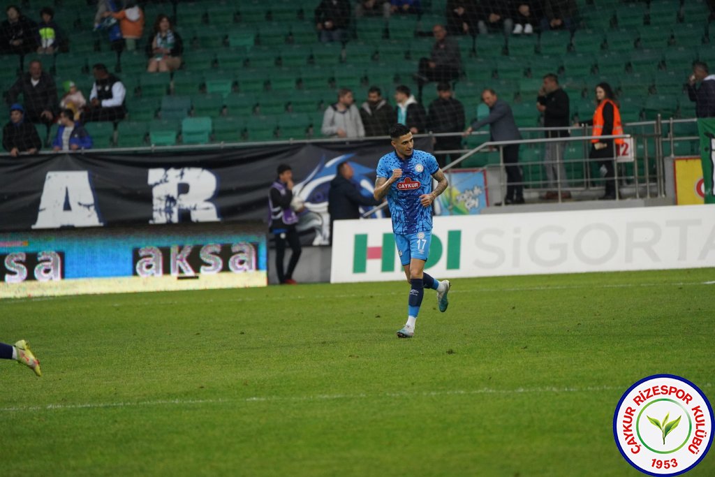ÇAYKUR RİZESPOR 4-2 TUZLASPOR / Şampiyonluk Yolunda Bir Engel Daha Geçildi