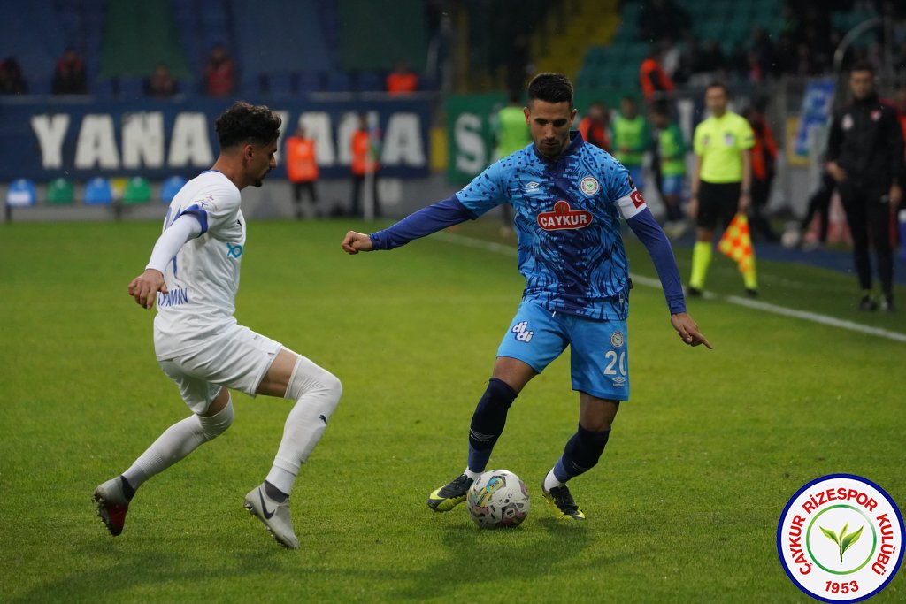 ÇAYKUR RİZESPOR 4-2 TUZLASPOR / Şampiyonluk Yolunda Bir Engel Daha Geçildi