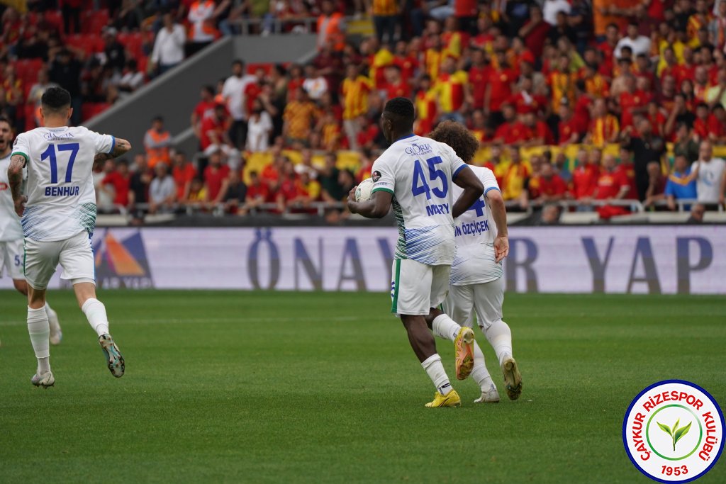 GÖZTEPE A.Ş. 3 - 3 ÇAYKUR RİZESPOR A.Ş. / Harika geri dönüş ve çok değerli bir puan