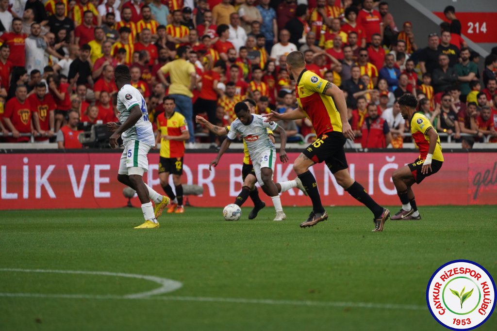 GÖZTEPE A.Ş. 3 - 3 ÇAYKUR RİZESPOR A.Ş. / Harika geri dönüş ve çok değerli bir puan