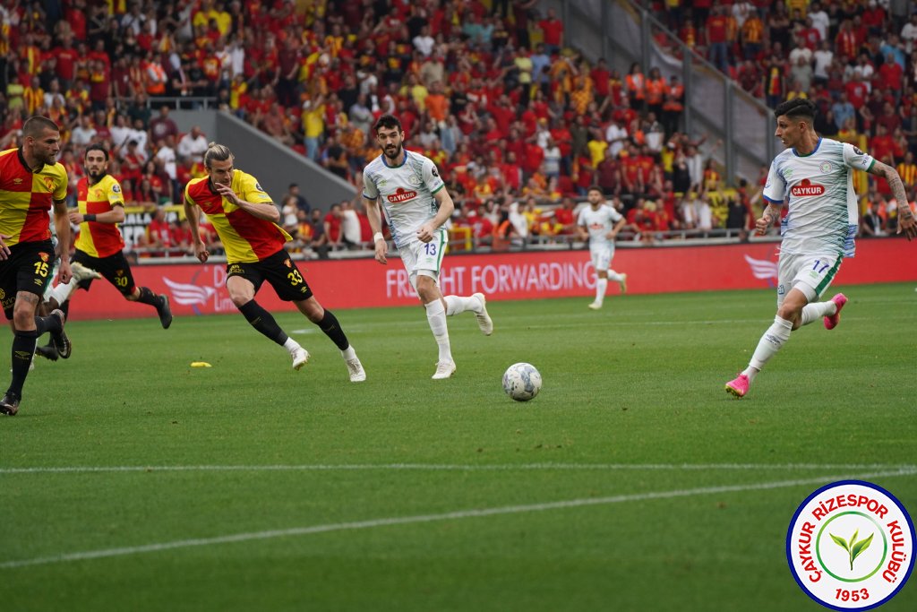 GÖZTEPE A.Ş. 3 - 3 ÇAYKUR RİZESPOR A.Ş. / Harika geri dönüş ve çok değerli bir puan