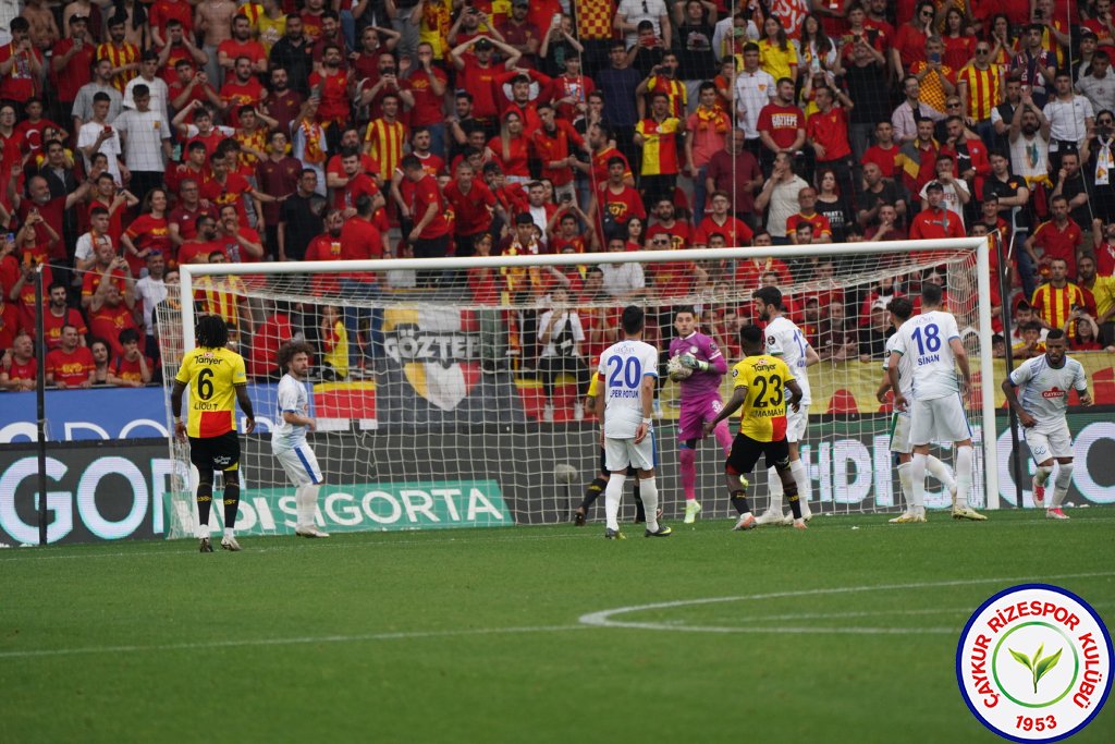 GÖZTEPE A.Ş. 3 - 3 ÇAYKUR RİZESPOR A.Ş. / Harika geri dönüş ve çok değerli bir puan