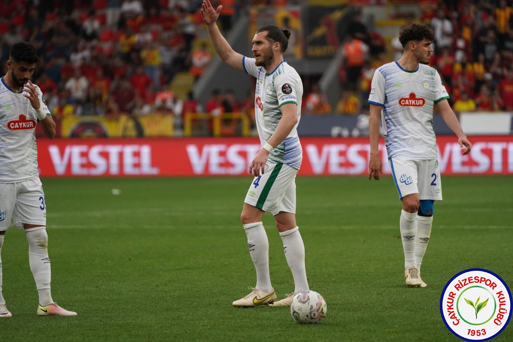 GÖZTEPE A.Ş. 3 - 3 ÇAYKUR RİZESPOR A.Ş. / Harika geri dönüş ve çok değerli bir puan