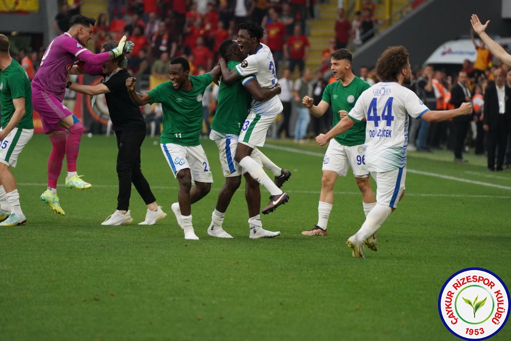 GÖZTEPE A.Ş. 3 - 3 ÇAYKUR RİZESPOR A.Ş. / Harika geri dönüş ve çok değerli bir puan