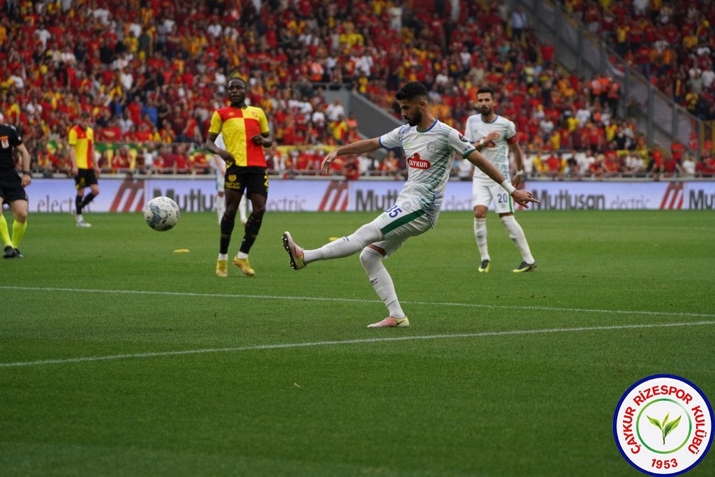 GÖZTEPE A.Ş. 3 - 3 ÇAYKUR RİZESPOR A.Ş. / Harika geri dönüş ve çok değerli bir puan