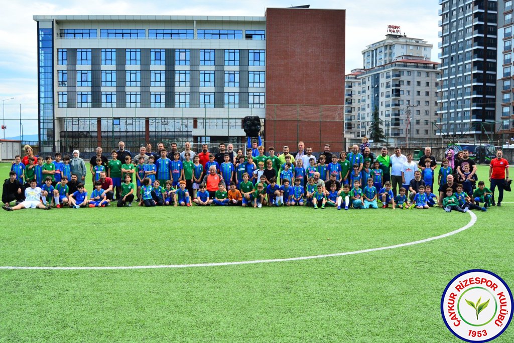 Anne - Baba Haydi Futbola Aile Şenliği