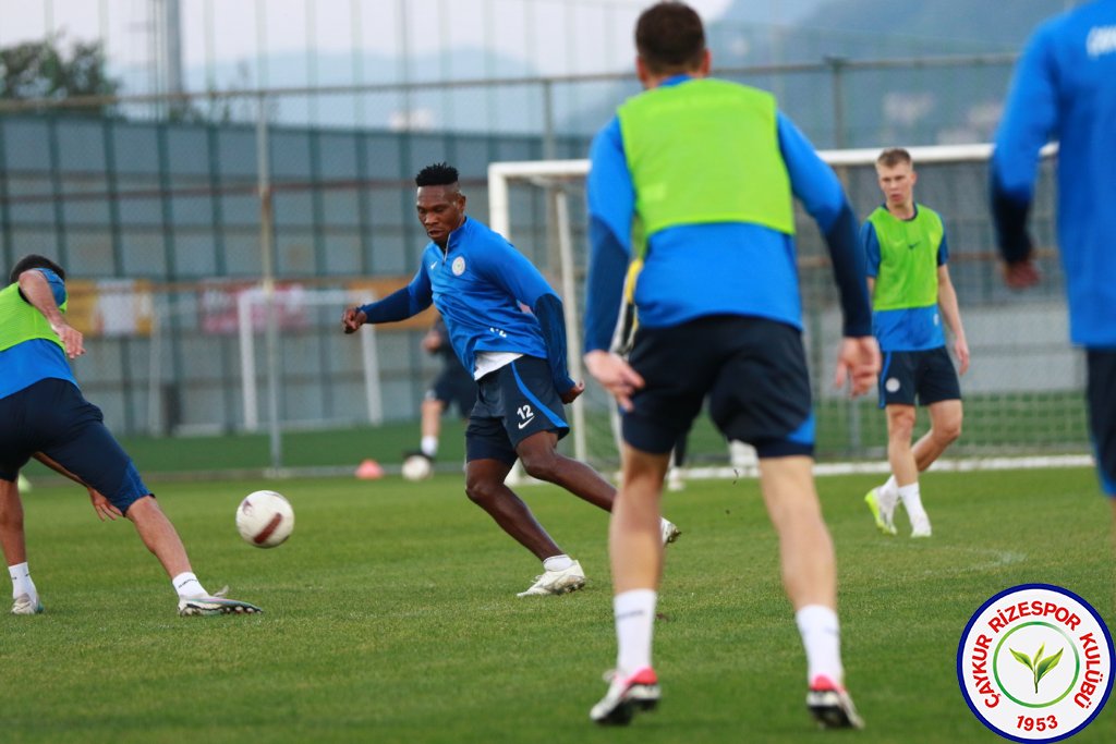Çaykur Rizespor; Galatasaray maçı hazırlıklarına başladı.