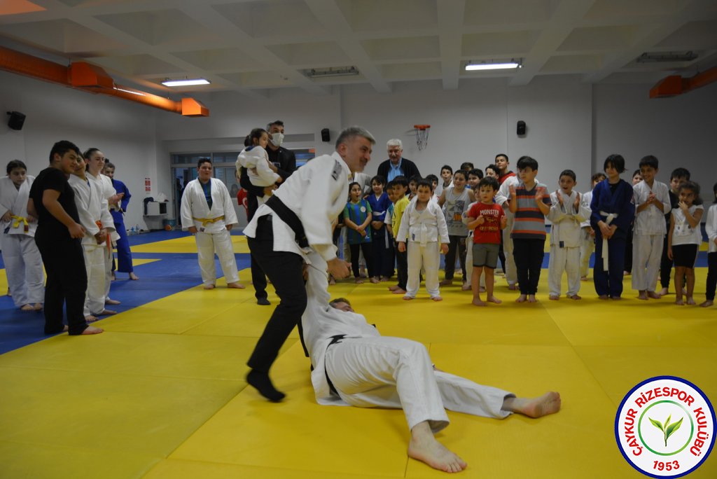 Yöneticilerimiz Çaykur Rizespor Judo Takımımızı ziyaret Etti