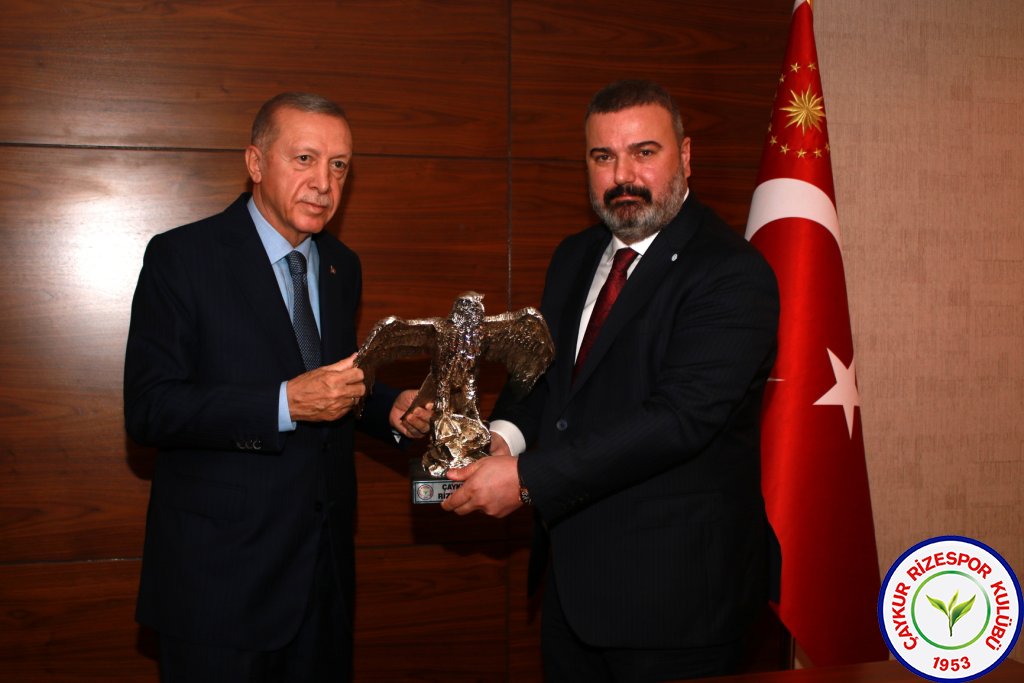 Cumhurbaşkanımız Recep Tayyip Erdoğan, Çaykur Rizespor Kulübü'nü kabul etti.