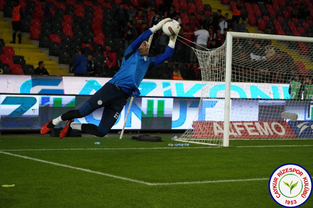 GAZİANTEP FUTBOL KULÜBÜ A.Ş. 2 - 0 ÇAYKUR RİZESPOR A.Ş.
