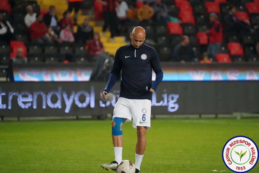 GAZİANTEP FUTBOL KULÜBÜ A.Ş. 2 - 0 ÇAYKUR RİZESPOR A.Ş.