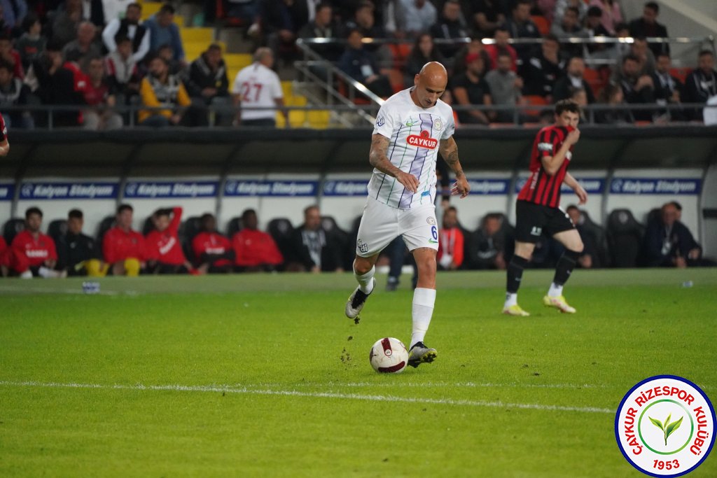 GAZİANTEP FUTBOL KULÜBÜ A.Ş. 2 - 0 ÇAYKUR RİZESPOR A.Ş.