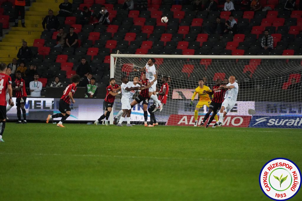 GAZİANTEP FUTBOL KULÜBÜ A.Ş. 2 - 0 ÇAYKUR RİZESPOR A.Ş.