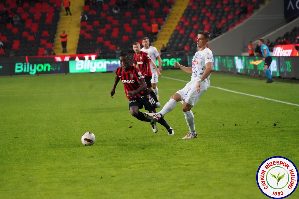 GAZİANTEP FUTBOL KULÜBÜ A.Ş. 2 - 0 ÇAYKUR RİZESPOR A.Ş.