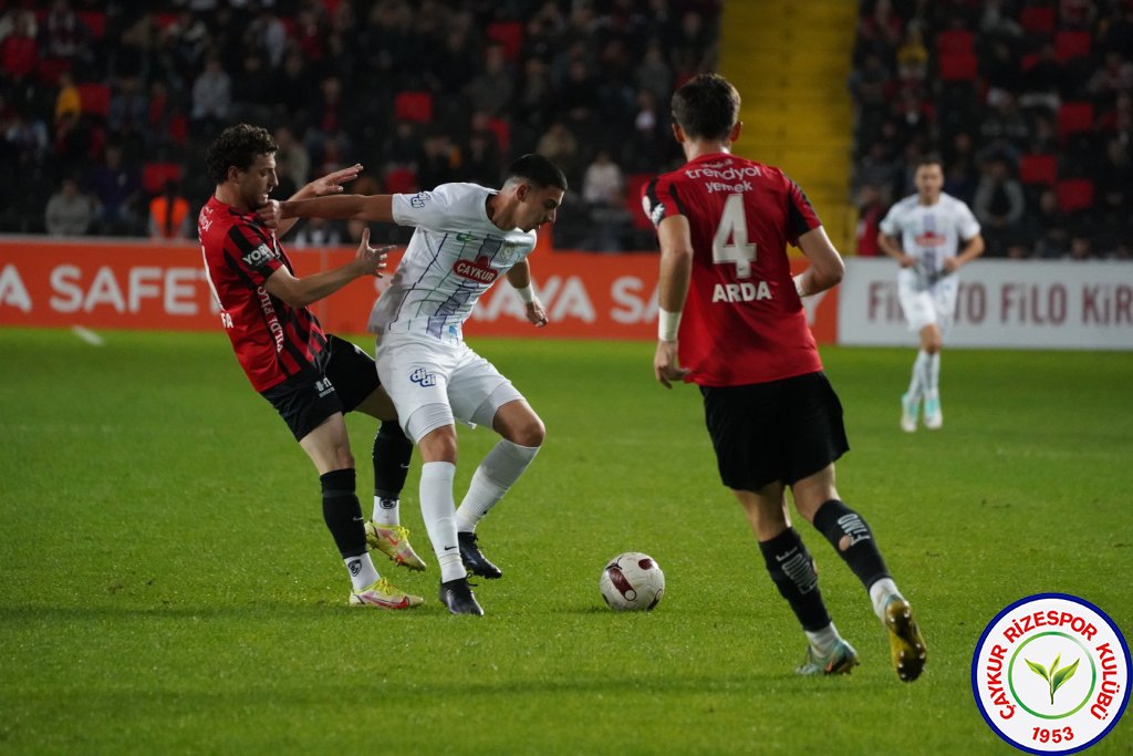 GAZİANTEP FUTBOL KULÜBÜ A.Ş. 2 - 0 ÇAYKUR RİZESPOR A.Ş.