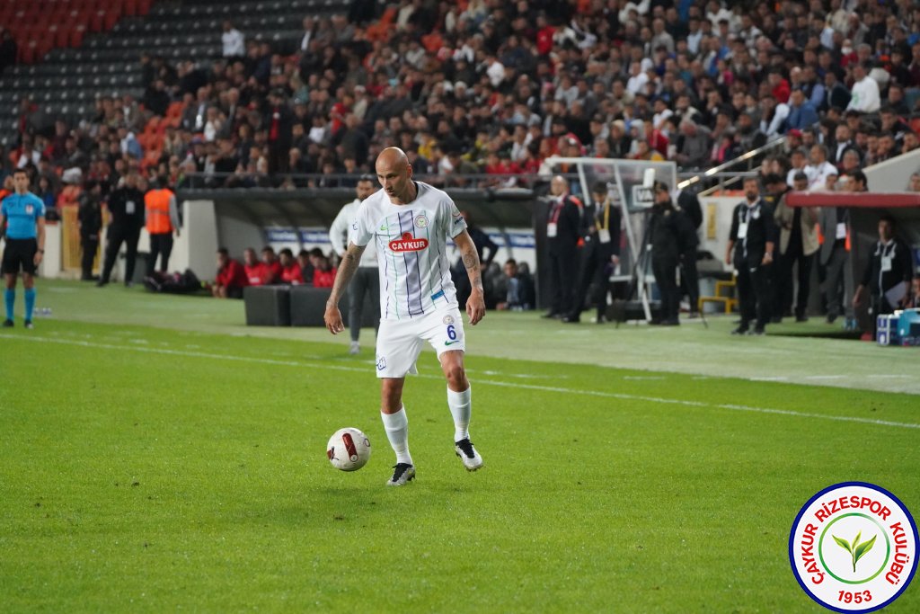 GAZİANTEP FUTBOL KULÜBÜ A.Ş. 2 - 0 ÇAYKUR RİZESPOR A.Ş.