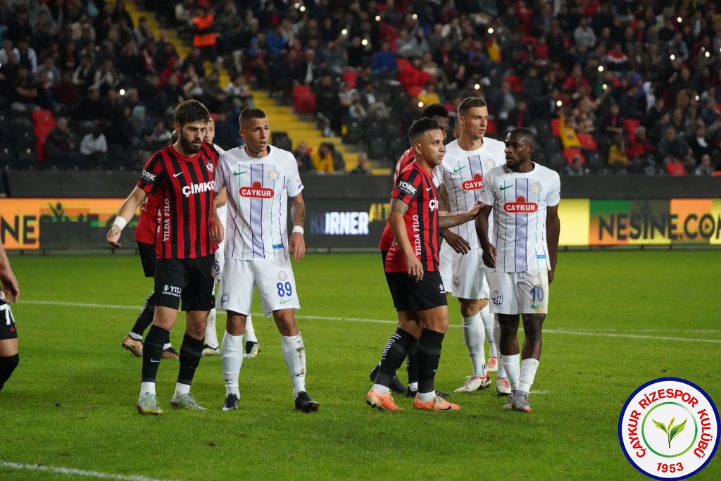 GAZİANTEP FUTBOL KULÜBÜ A.Ş. 2 - 0 ÇAYKUR RİZESPOR A.Ş.